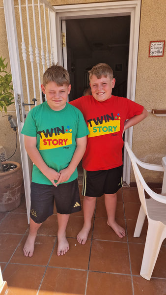 Twin clothing, twinning is winning, clothes for twins, matching outfit for twins, twins