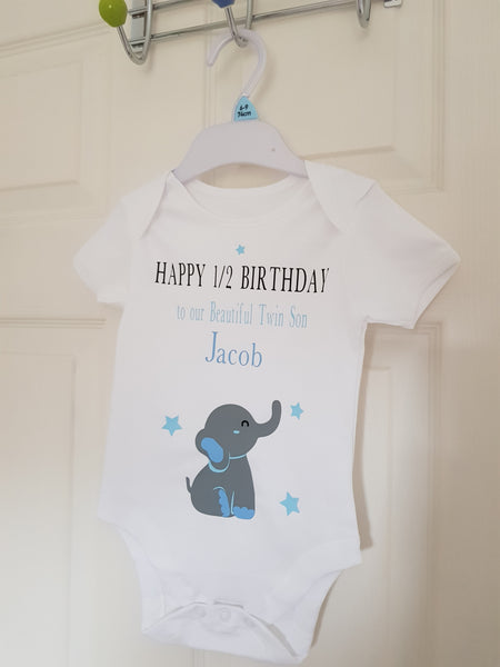 Personalised Twin Baby Clothes, Newborn Baby Clothes, Twin Baby Clothes Boy and Girls, Twin Baby Clothes UK, Twin Boy and Girl Matching Outfits, Twin Clothing, Twin Babygrows, Baby clothes for twins, Clothes for twins uk, Newborn baby clothes for twins, Clothes for newborn twins, Twin outfits for babies, Matching outfits for twins, Clothes for twin girls, Clothes for twin boys, Clothes for twin boy and girl, Gift for twin babies