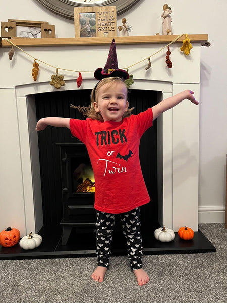 Halloween costume for twins, twins clothing, halloween tops for twins, clothes for twins